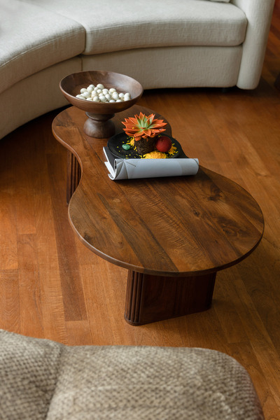 Coffee Table Tilon in room