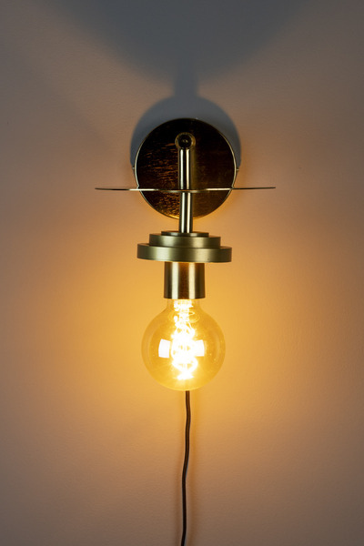 Wall Lamp Aden Brass in room